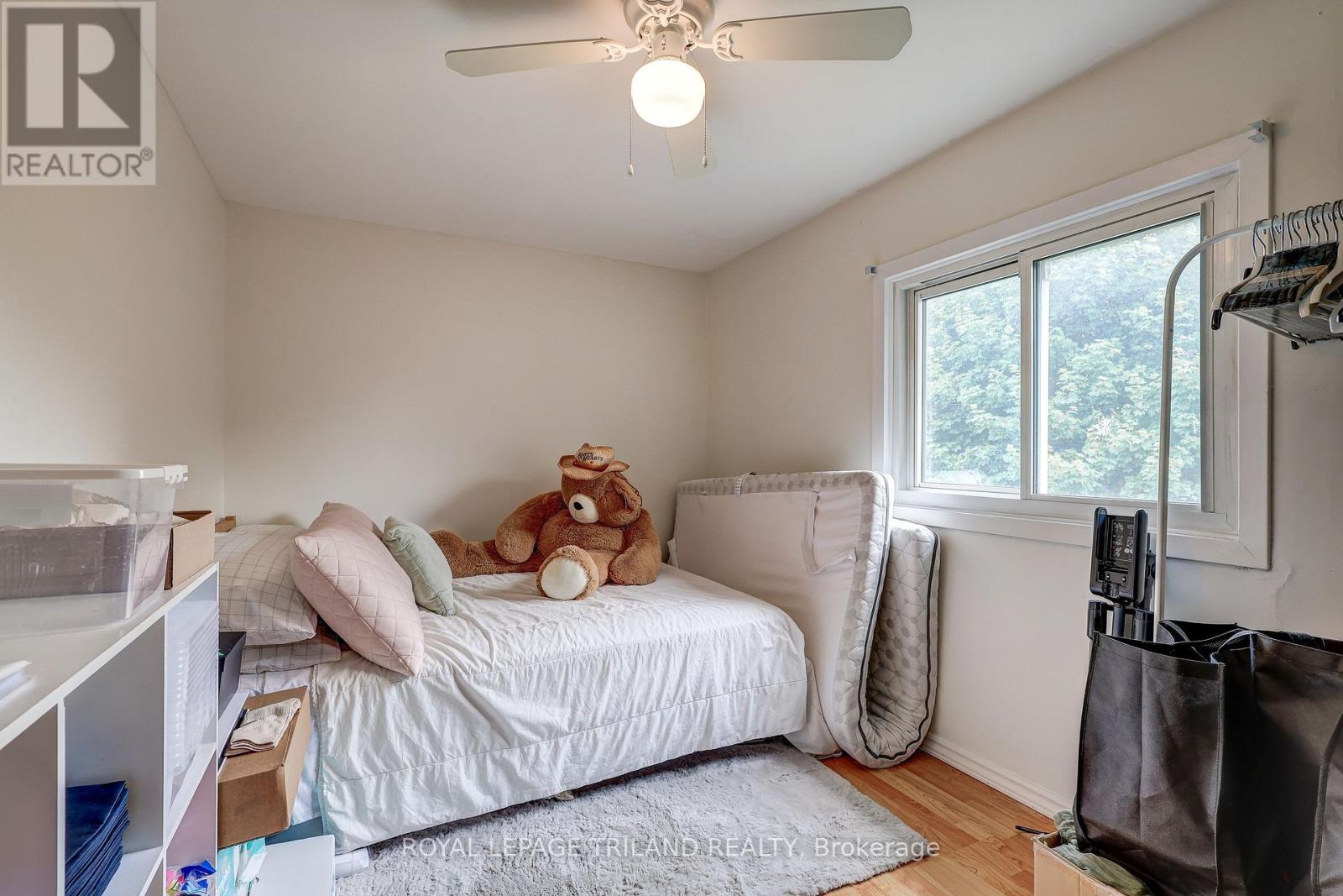 249 Victoria Street, Central Elgin (Belmont), Ontario  N0L 1B0 - Photo 19 - X12250820