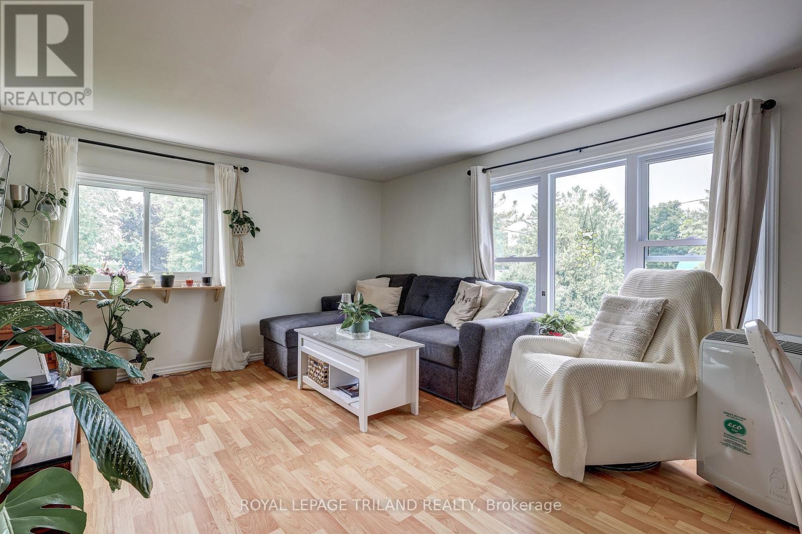 249 Victoria Street, Central Elgin (Belmont), Ontario  N0L 1B0 - Photo 28 - X12250820