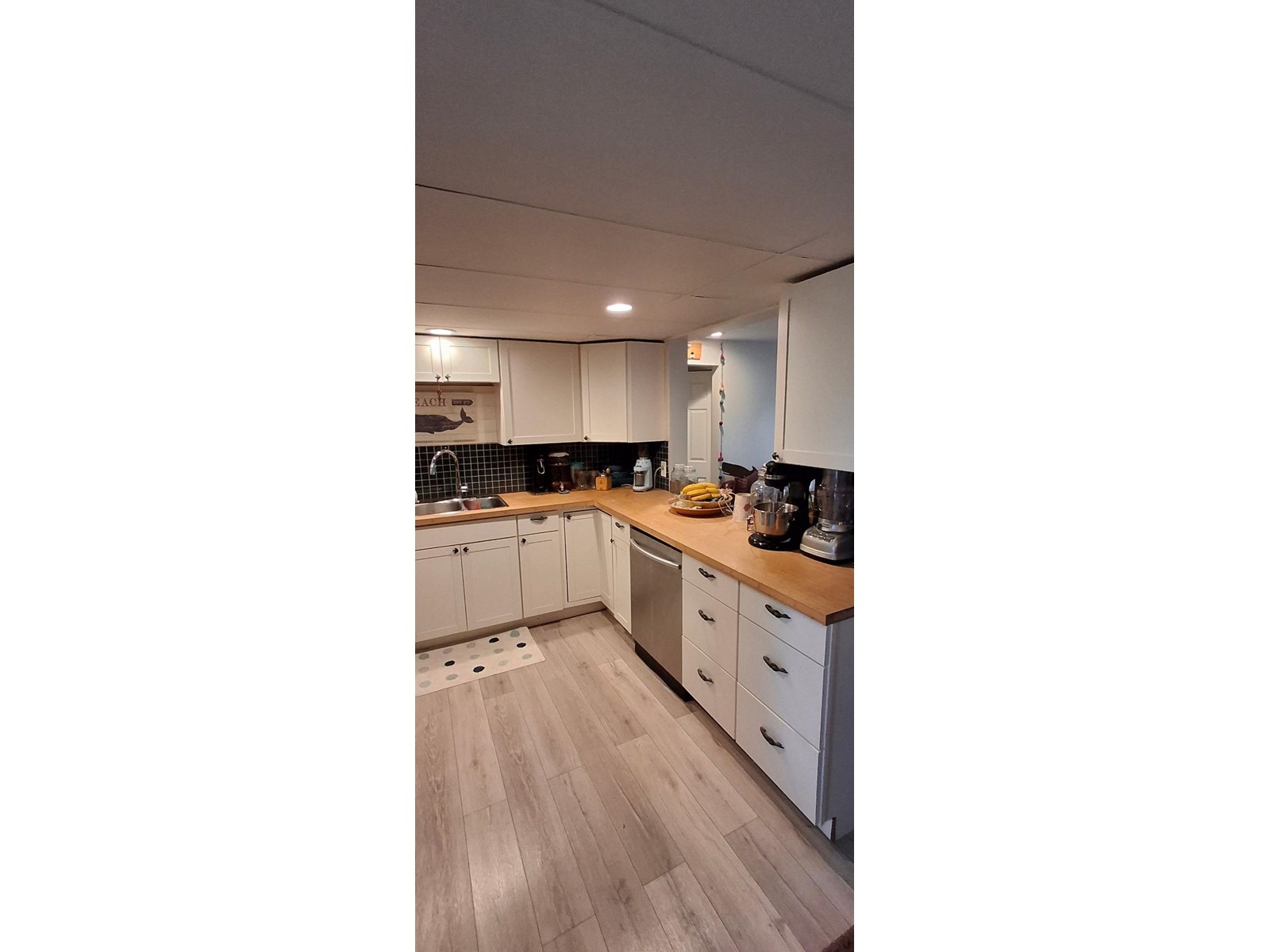 Property at 10833 85A AVENUE image 2