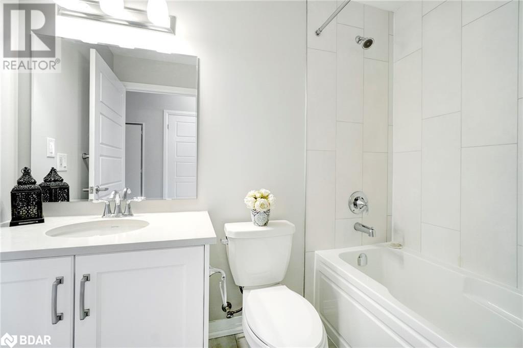 3285 Carding Mill Trail Unit# 302, Oakville, Ontario  L6M 5P8 - Photo 10 - 40746031
