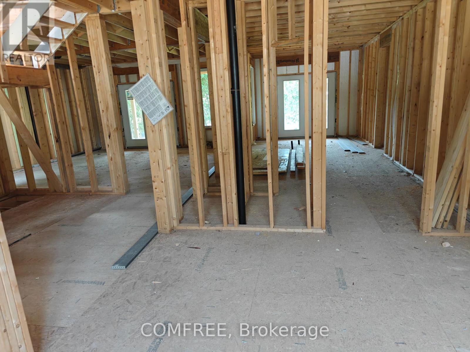 268 Tunis Street, Ingersoll (Ingersoll - South), Ontario  N5C 1W7 - Photo 3 - X12250141