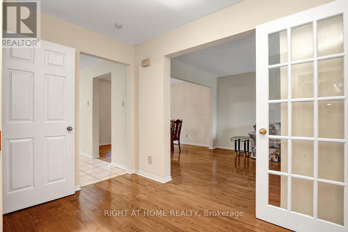Property at 22 SADDLEHORN CRESCENT image 2