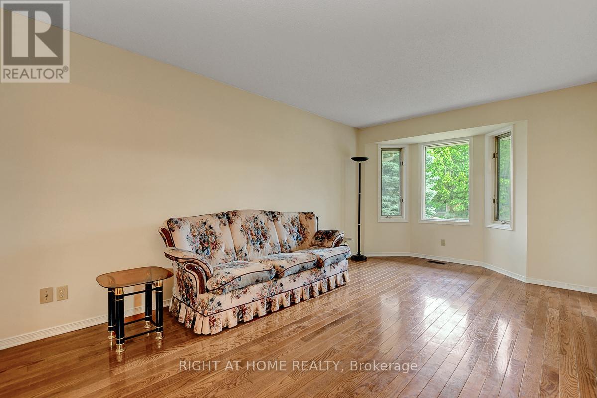 Property at 22 SADDLEHORN CRESCENT image 5
