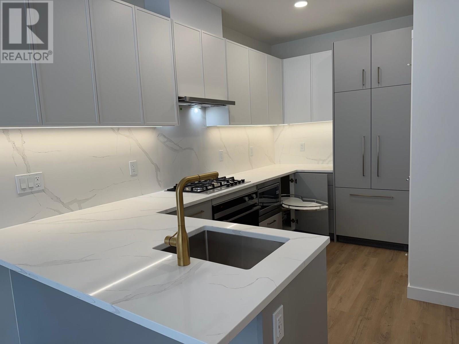 Property at 101 375 CLAYTON STREET image 1