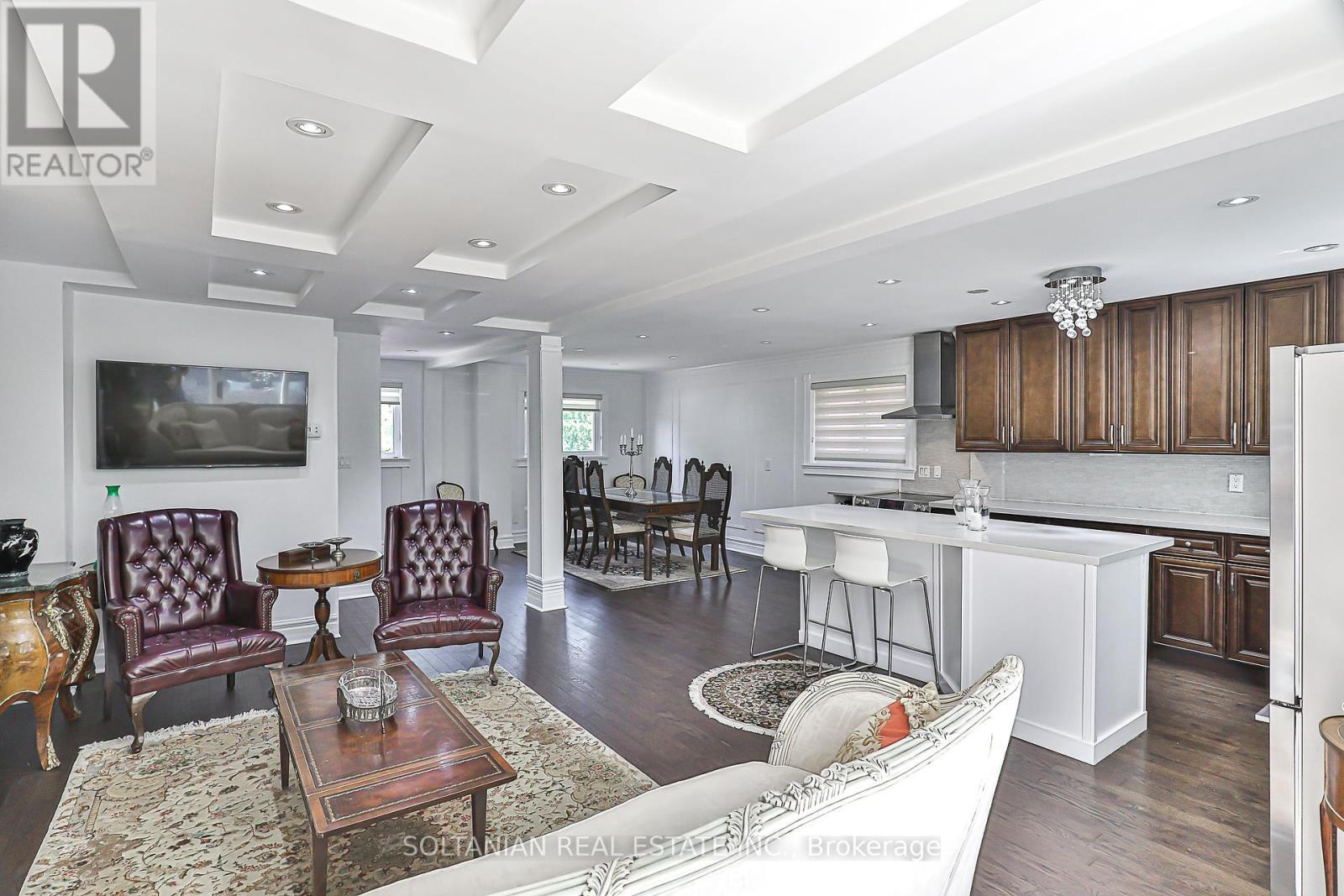 21 Pretoria Avenue, Toronto, Ontario  M4K 1T2 - Photo 11 - E12250585