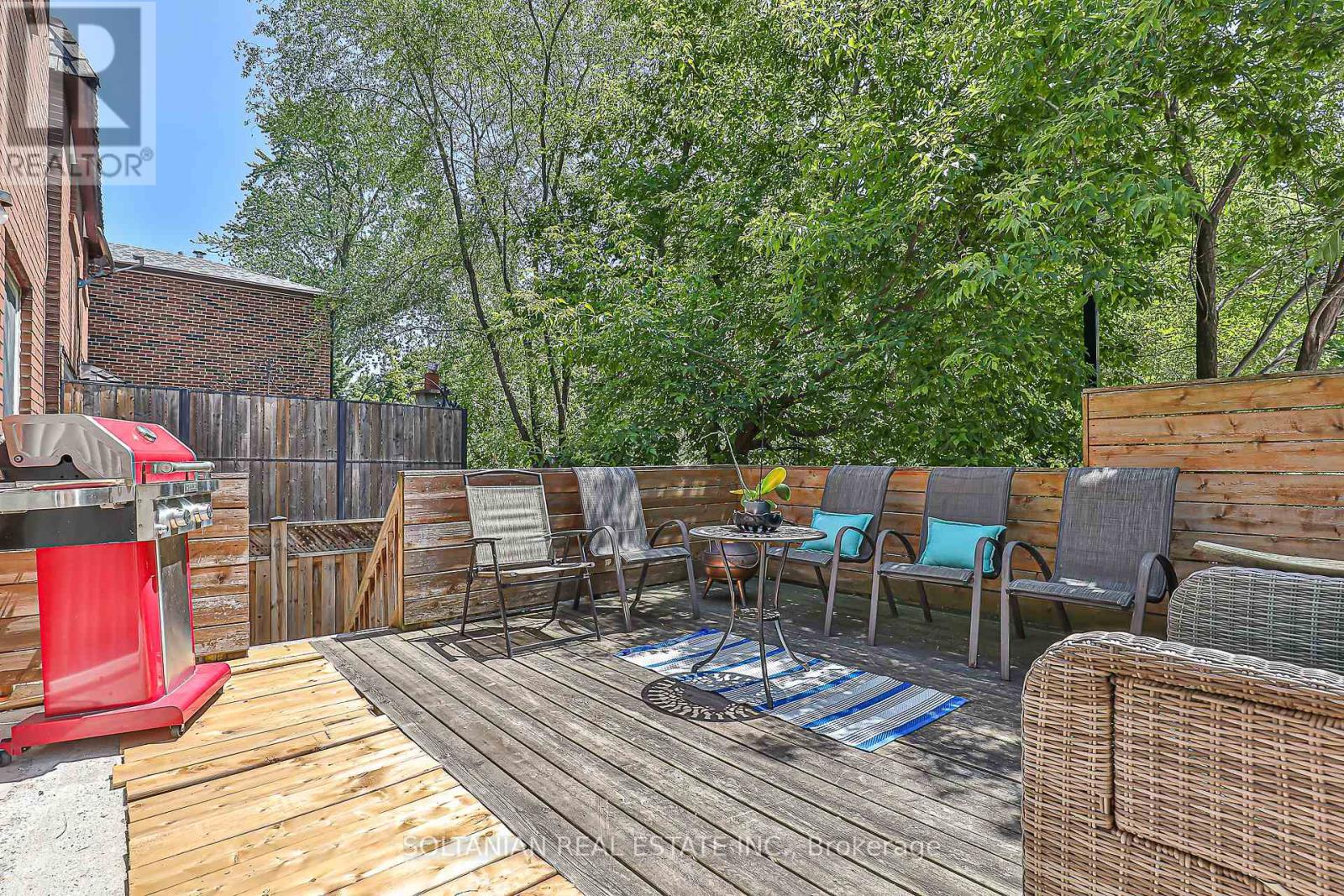 21 Pretoria Avenue, Toronto, Ontario  M4K 1T2 - Photo 16 - E12250585