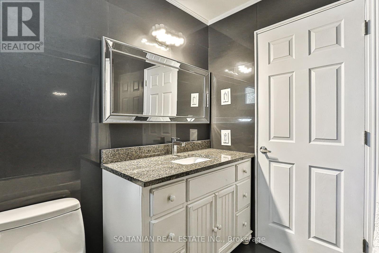 21 Pretoria Avenue, Toronto, Ontario  M4K 1T2 - Photo 28 - E12250585