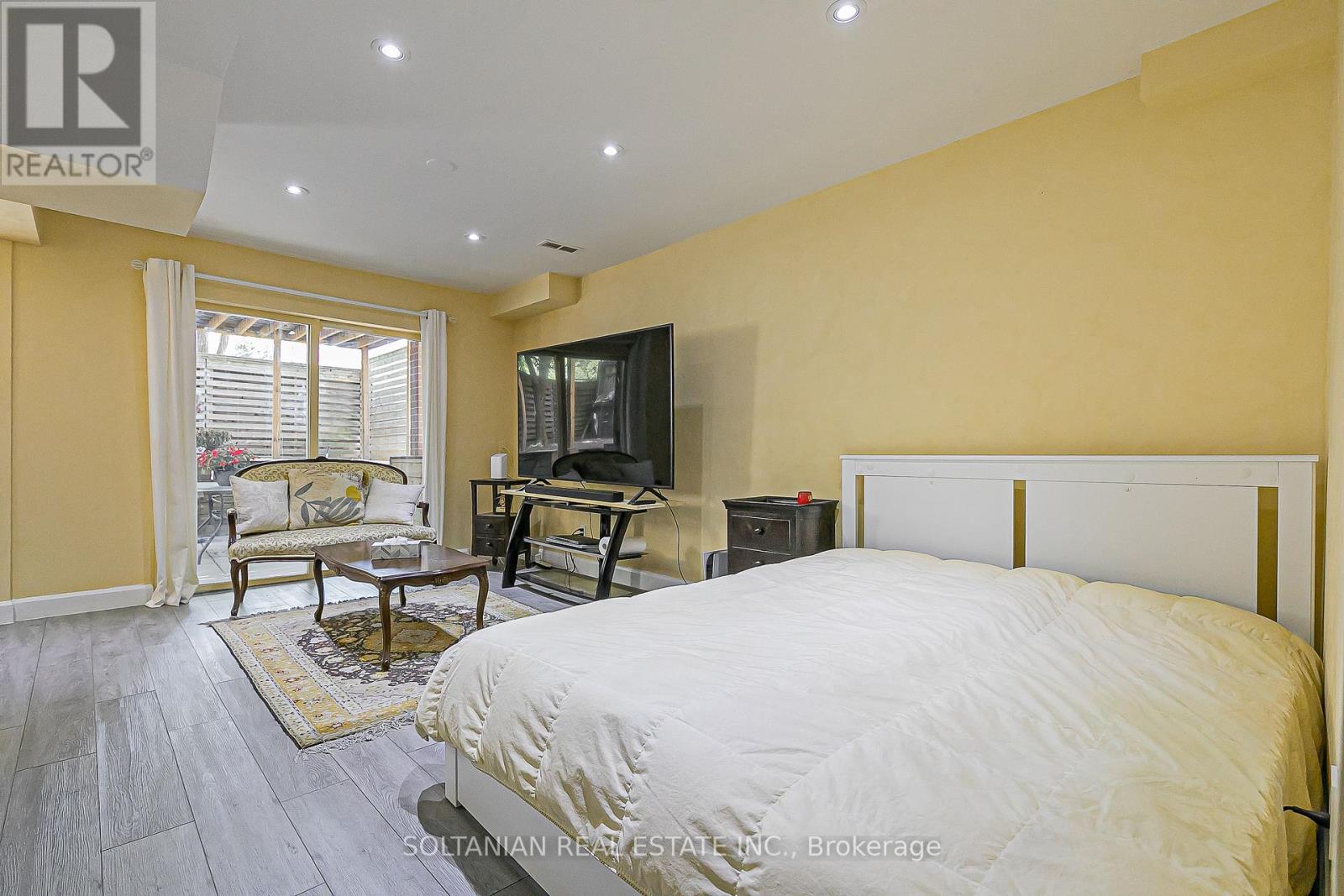 21 Pretoria Avenue, Toronto, Ontario  M4K 1T2 - Photo 34 - E12250585