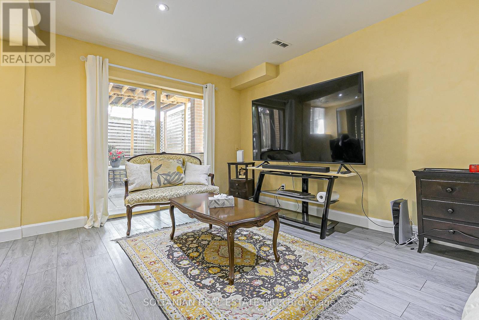 21 Pretoria Avenue, Toronto, Ontario  M4K 1T2 - Photo 35 - E12250585