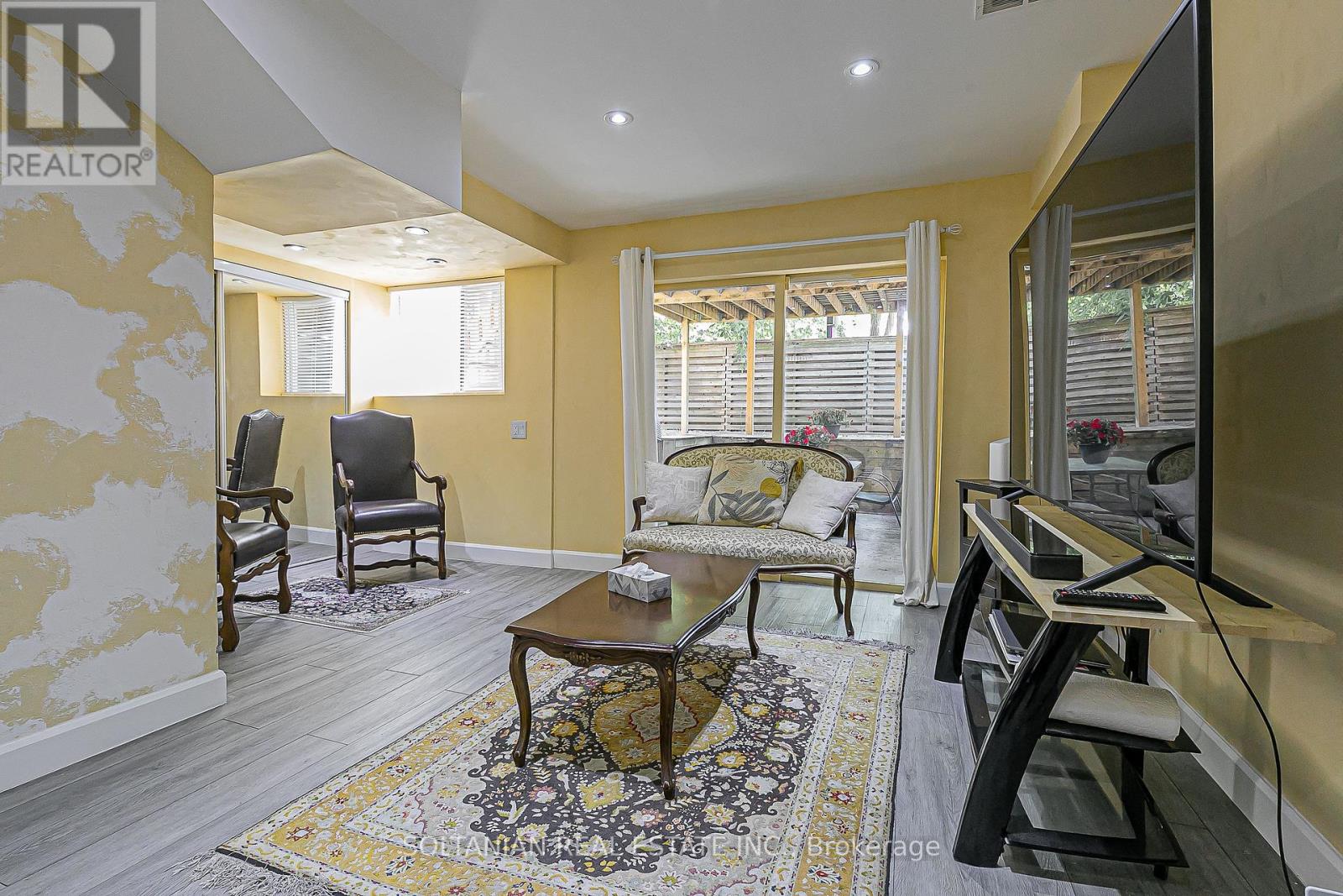 21 Pretoria Avenue, Toronto, Ontario  M4K 1T2 - Photo 37 - E12250585