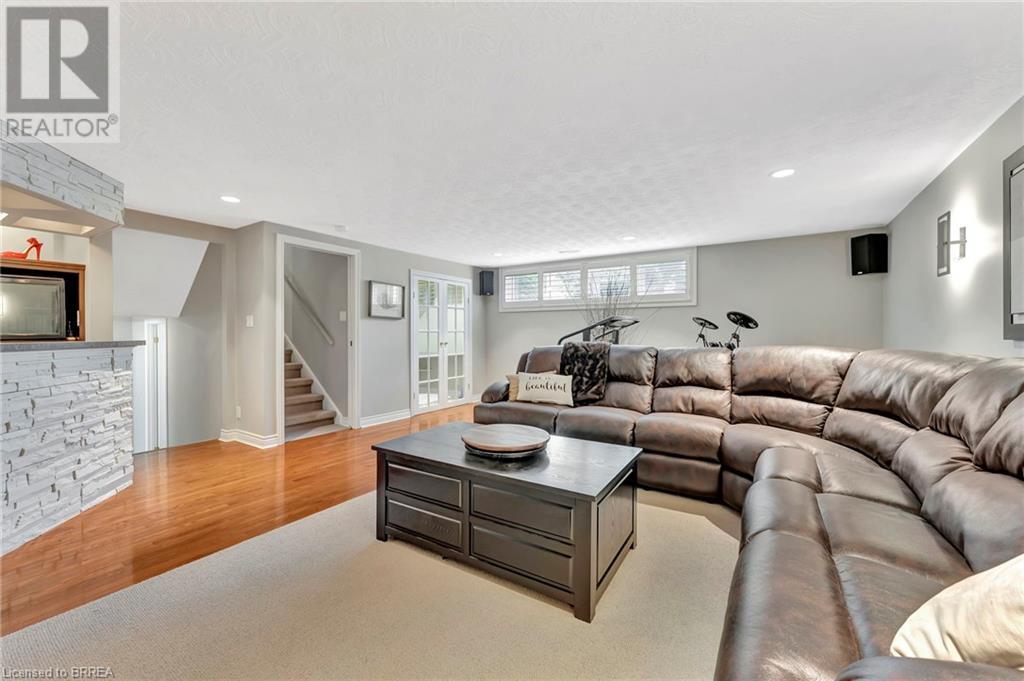 35 Shalfleet Boulevard, Brantford, Ontario  N3R 6L5 - Photo 24 - 40744854