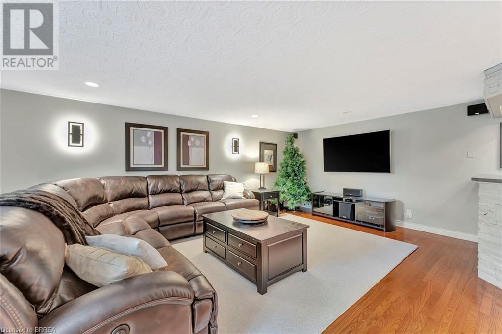 35 Shalfleet Boulevard, Brantford, Ontario  N3R 6L5 - Photo 23 - 40744854