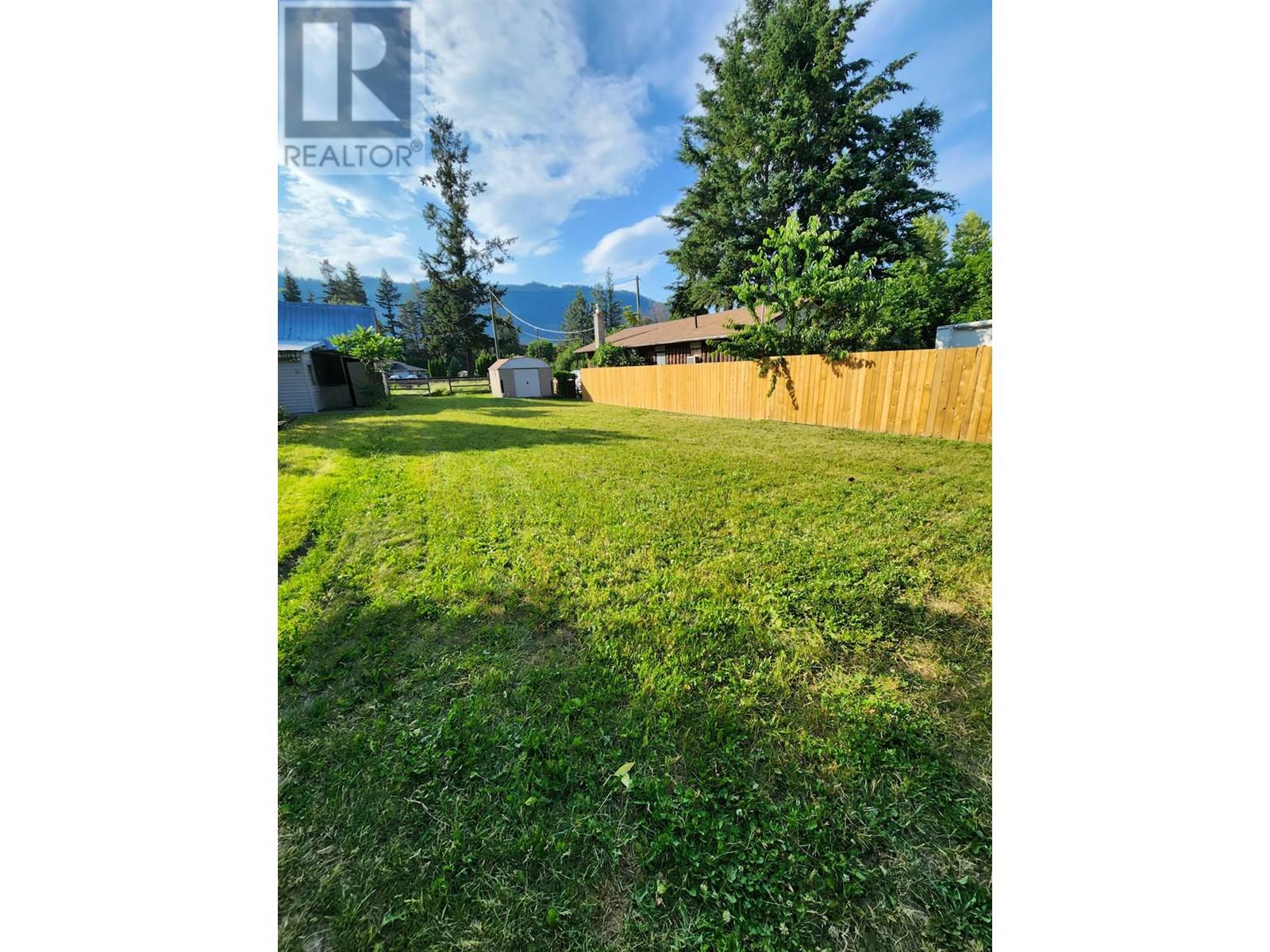 1025 First Avenue, chase, British Columbia