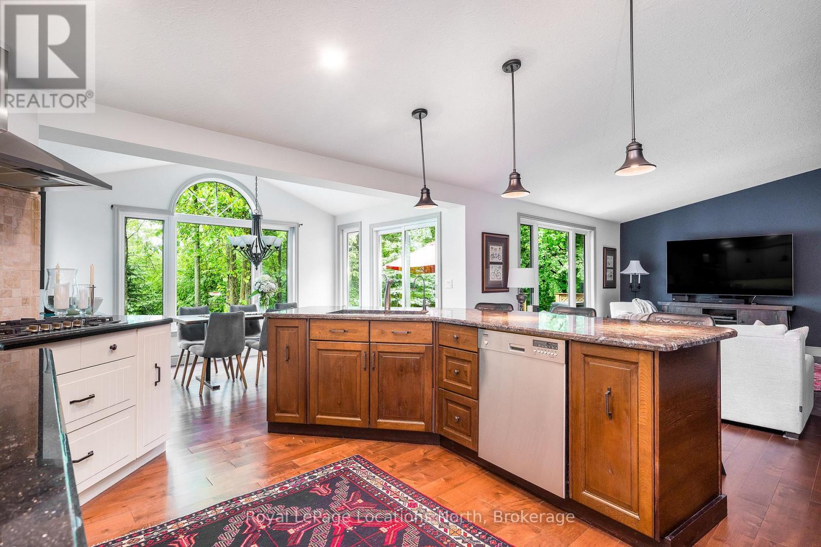 397259 11th Line, Blue Mountains, Ontario  N0H 2P0 - Photo 21 - X12245329