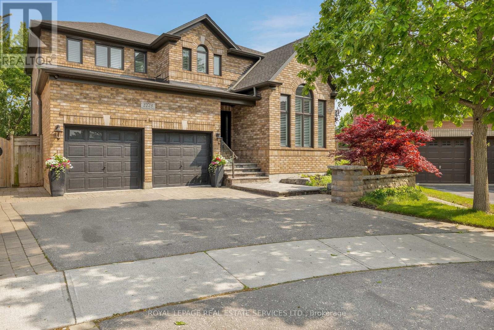 Property at 2225 GLAZEBROOK CIRCLE image 1