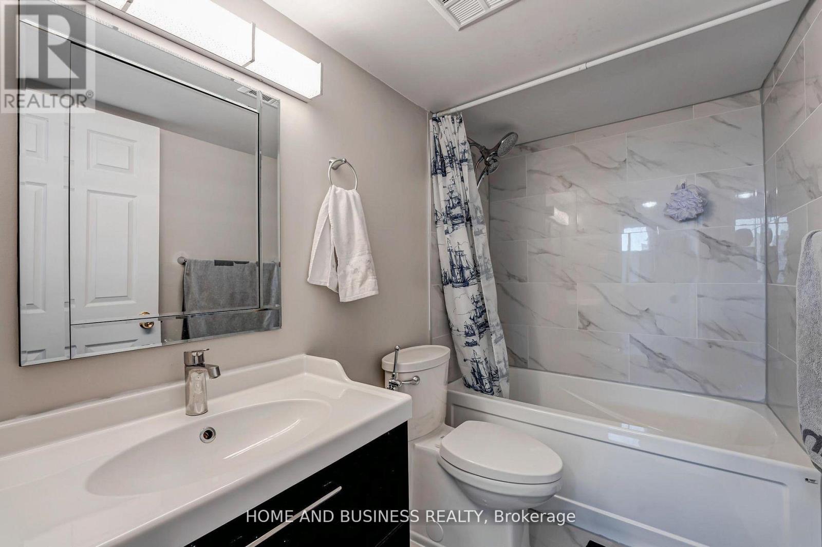 1015 - 250 Webb Drive, Mississauga, Ontario  L5B 3Z4 - Photo 31 - W12250821