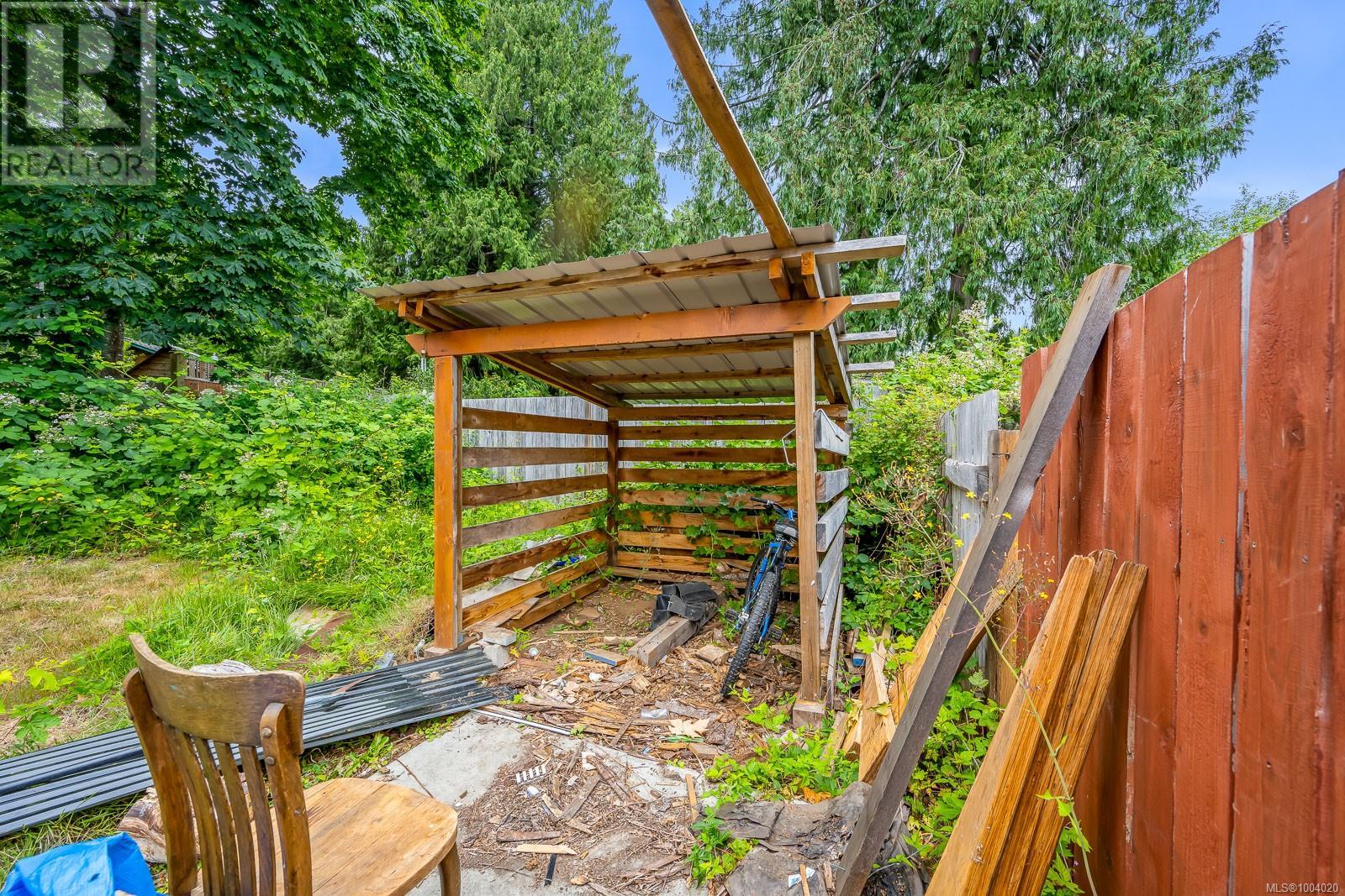 7865 Ships Point Rd, Fanny Bay, British Columbia  V0R 1W0 - Photo 26 - 1004020