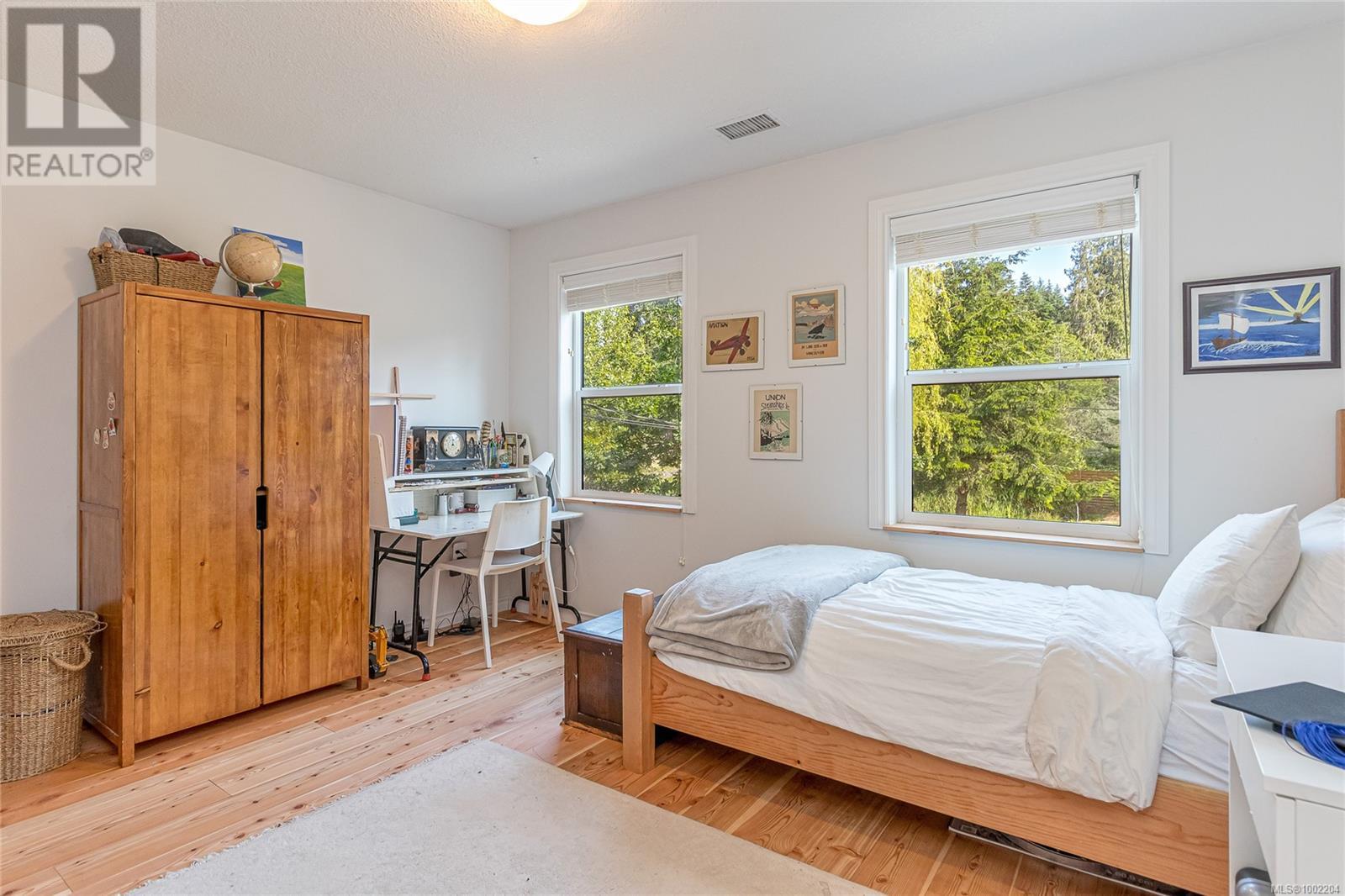Property at 2965 Barnes Rd image 3