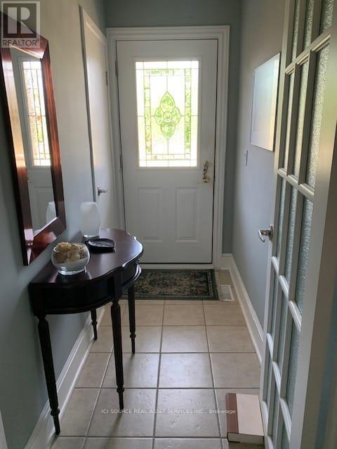 Property at 20 HILLIER CRESCENT image 3