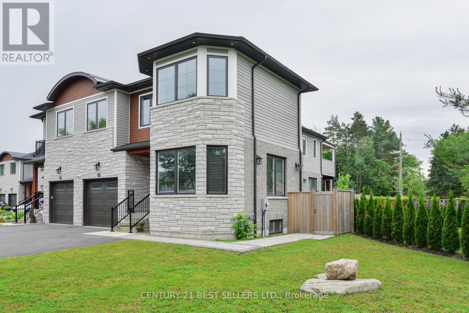 181 ANGLO STREET, Bracebridge, Ontario