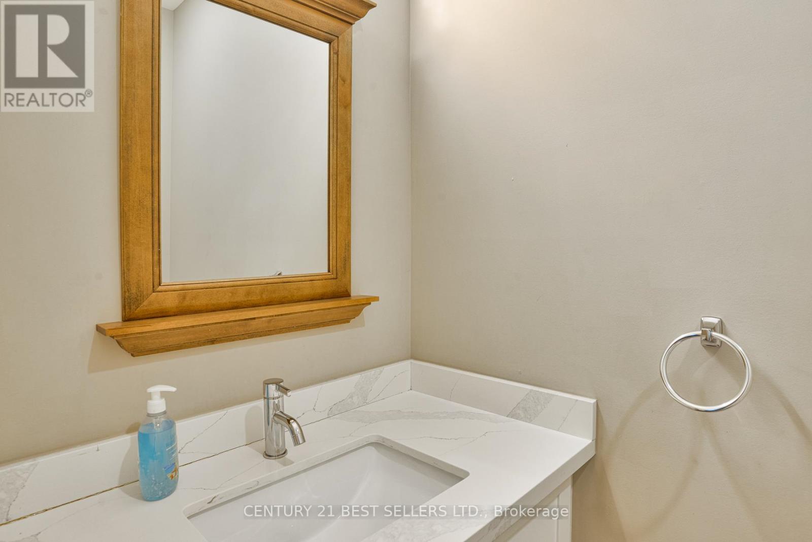 181 Anglo Street, Bracebridge, Ontario  P1L 2H3 - Photo 35 - X12250617