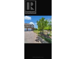 30 Fallowfield Drive, Kitchener, Ca