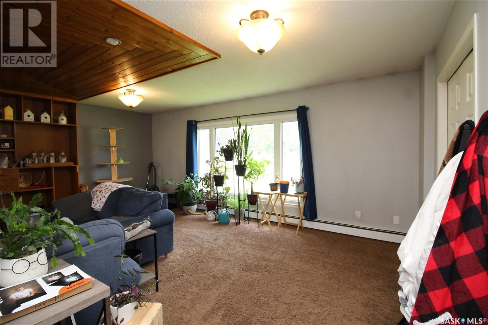 405 4th Avenue E, Shaunavon, Saskatchewan  S0N 2M0 - Photo 12 - SK010987