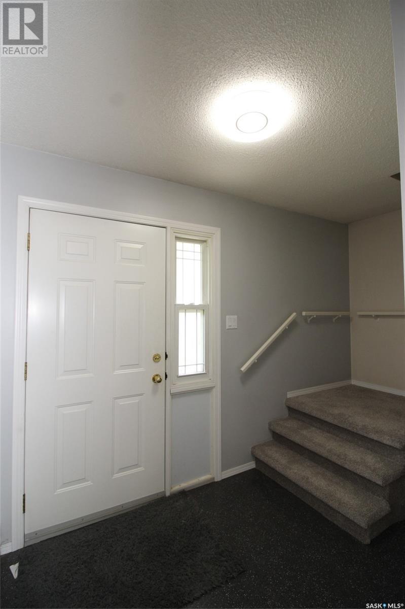 405 4th Avenue E, Shaunavon, Saskatchewan  S0N 2M0 - Photo 16 - SK010987