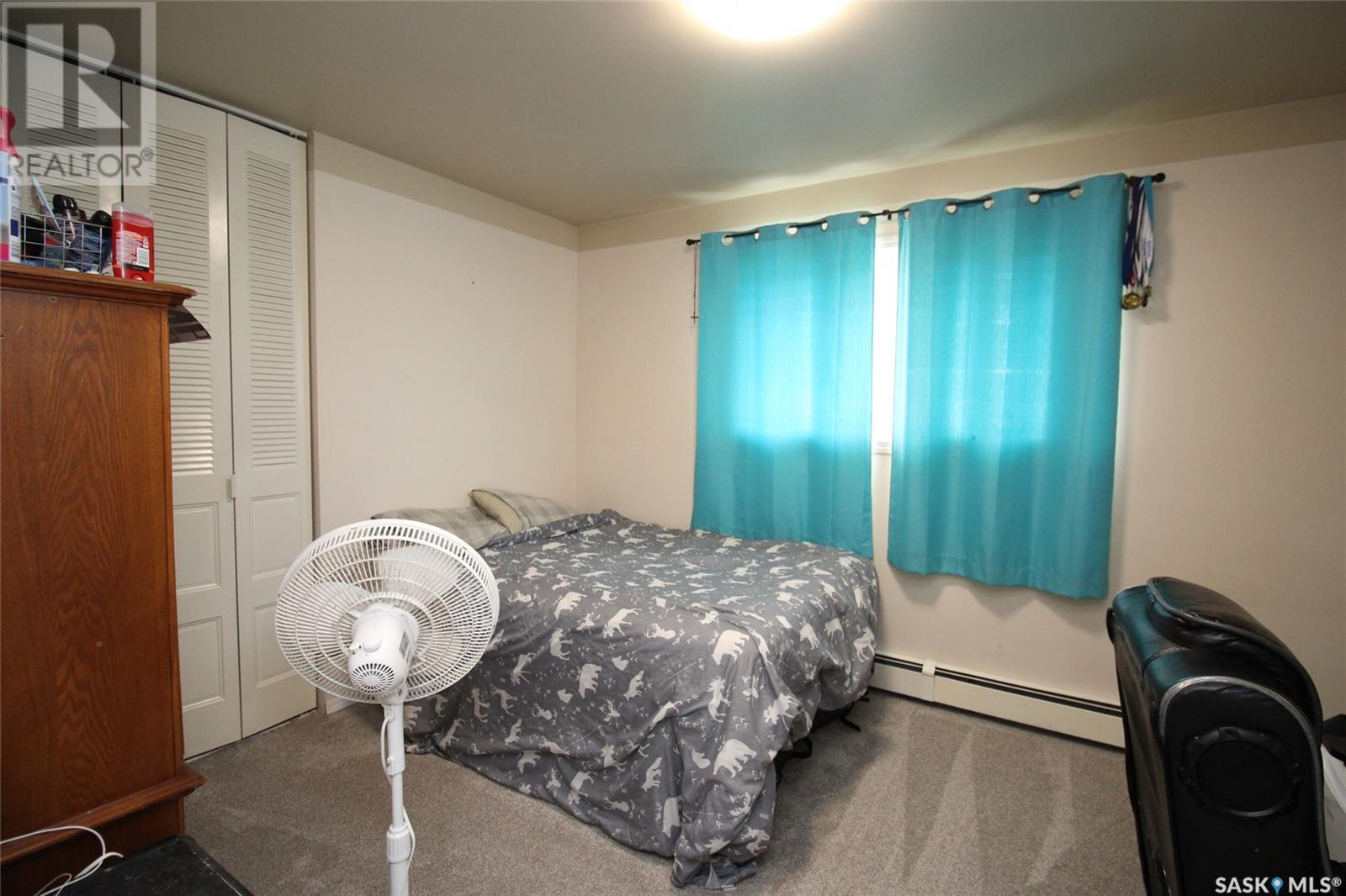 405 4th Avenue E, Shaunavon, Saskatchewan  S0N 2M0 - Photo 19 - SK010987
