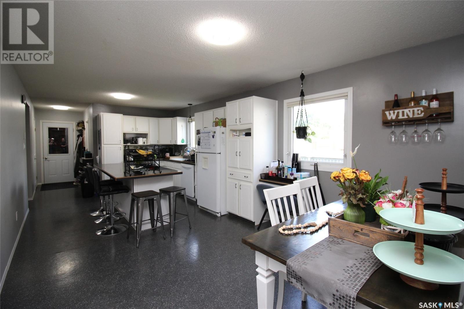 Property at 405 4th AVENUE E image 2