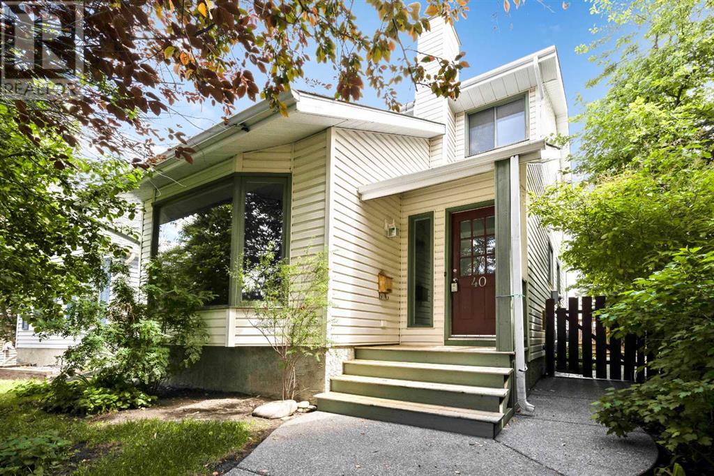 Property at 40 Gleneagle Place SW image 1
