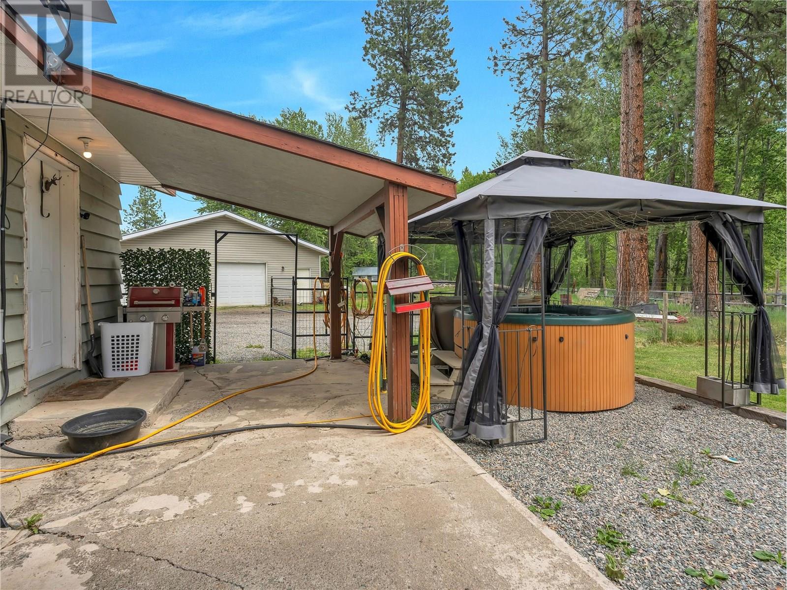 2035 Princeton Summerland Road, Princeton, British Columbia  V0X 1W0 - Photo 13 - 10349291