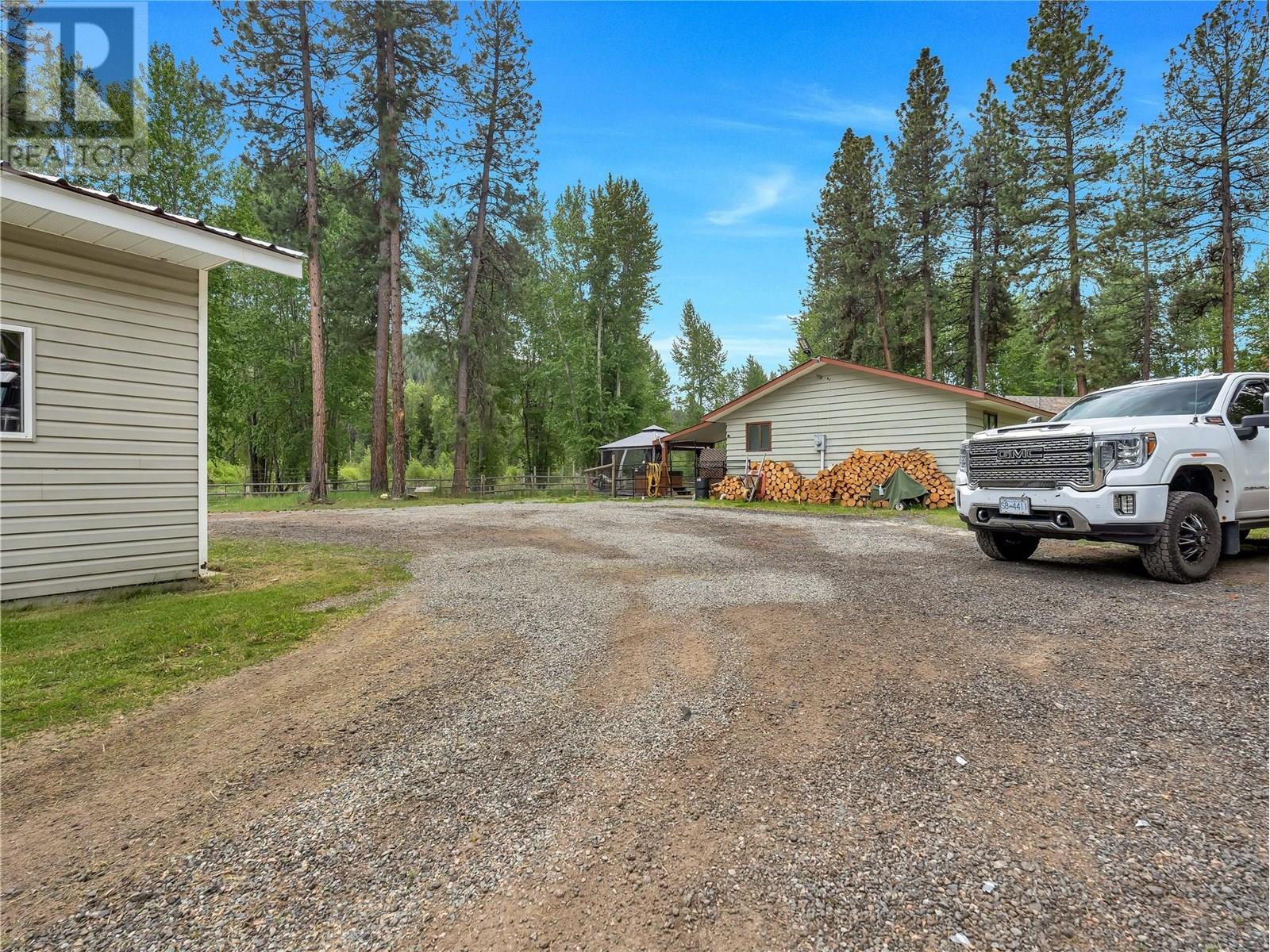 2035 Princeton Summerland Road, Princeton, British Columbia  V0X 1W0 - Photo 11 - 10349291