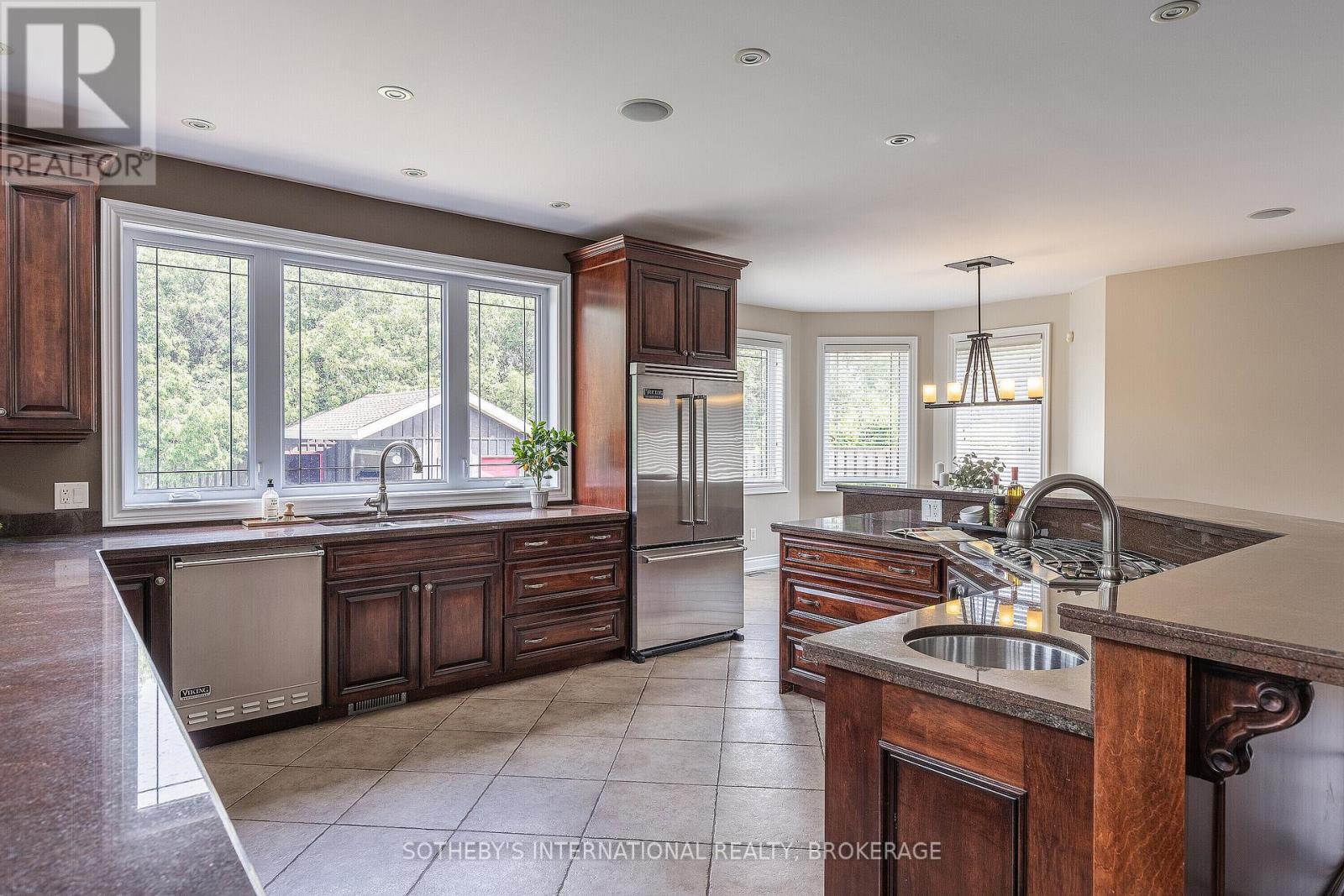 790 Warner Road, Niagara-On-The-Lake, Ontario  L0S 1J0 - Photo 13 - X12250934