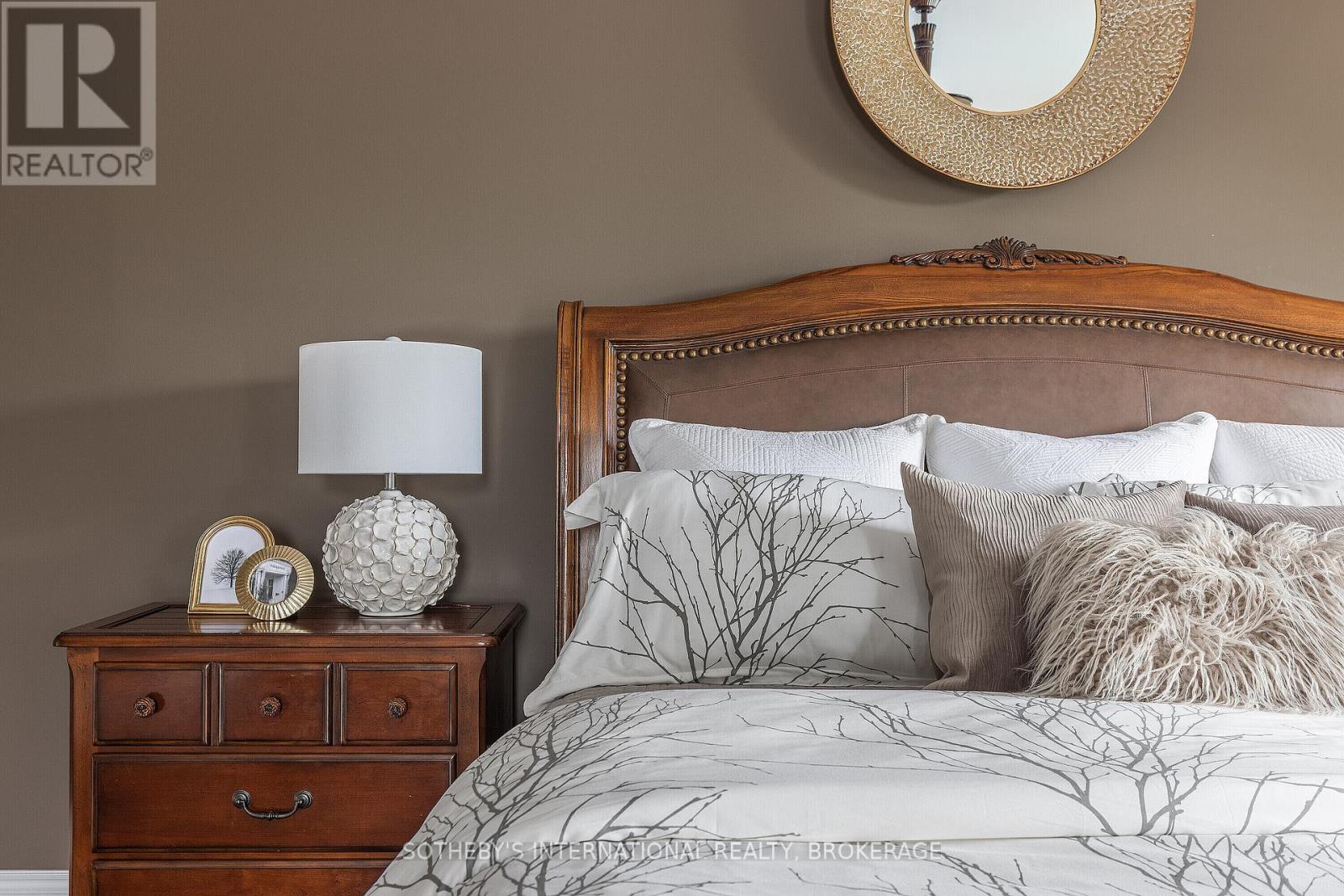 790 Warner Road, Niagara-On-The-Lake, Ontario  L0S 1J0 - Photo 22 - X12250934