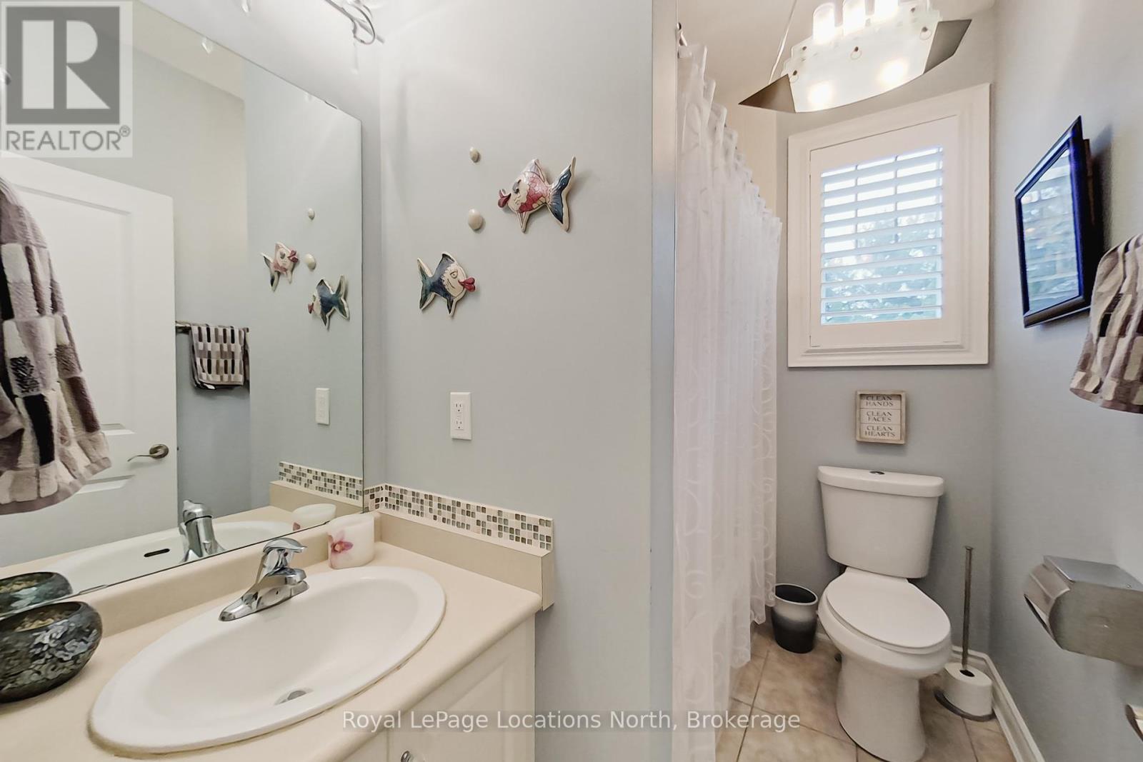 8 Covington Blue Crescent, Wasaga Beach, Ontario  L9Z 0E4 - Photo 23 - S12250945