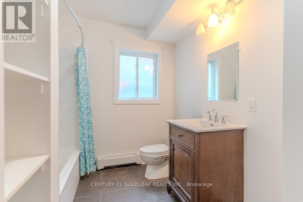 151 Montfort Street, Ottawa, Ontario  K1L 5P5 - Photo 19 - X12250879