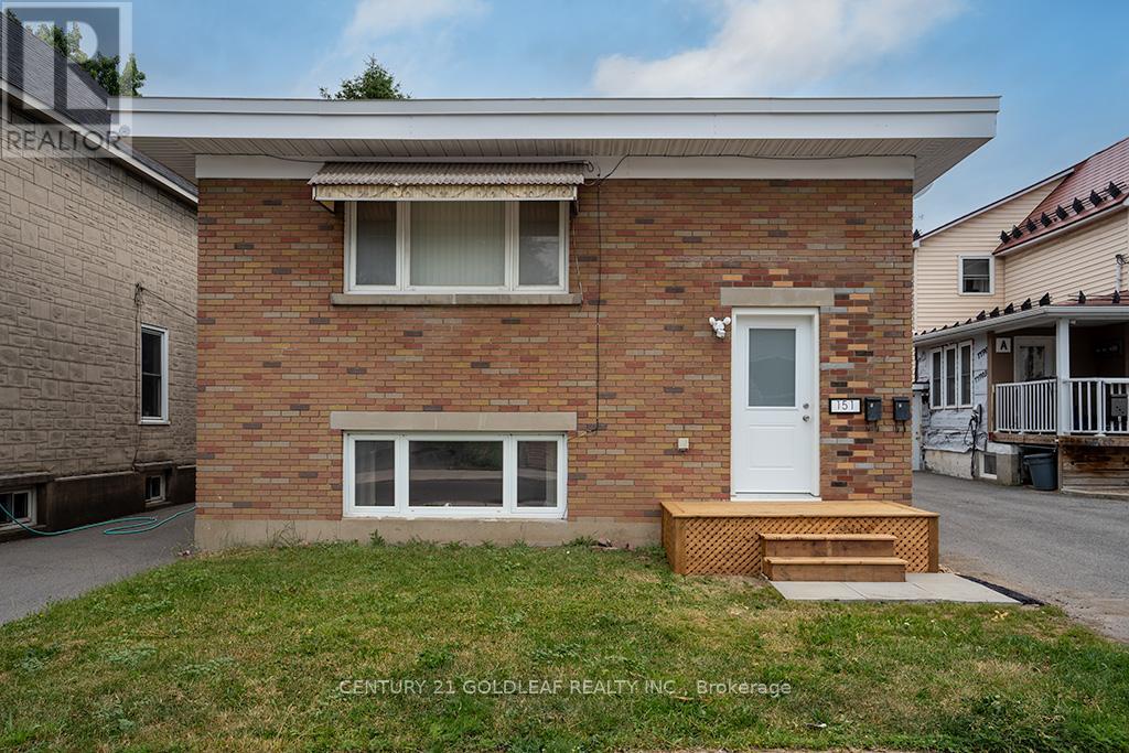 Property at 151 MONTFORT STREET image 2