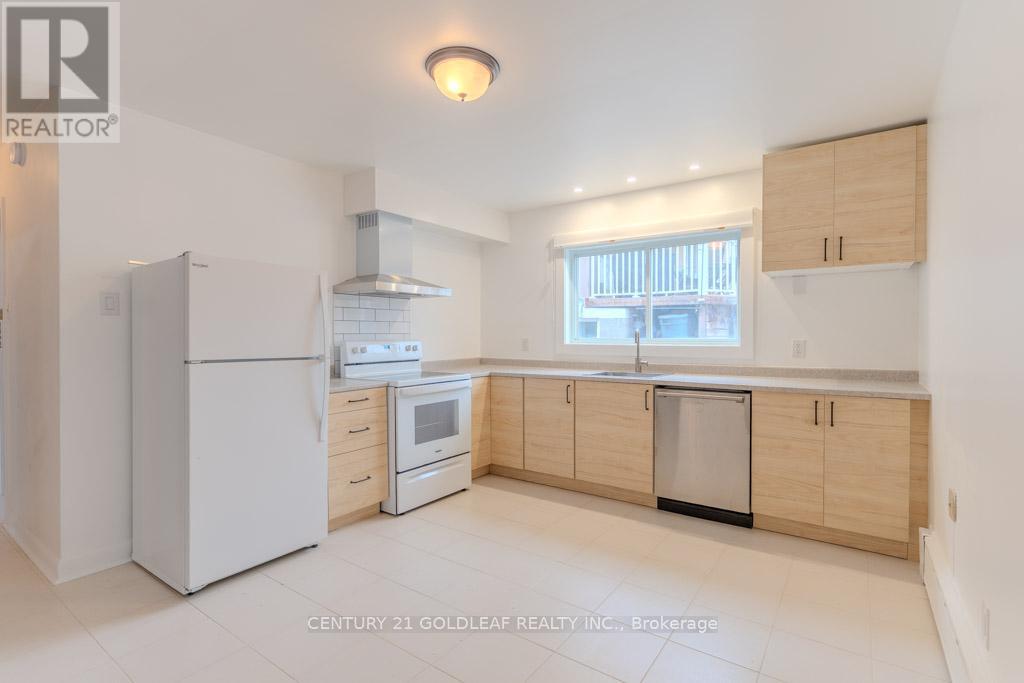 151 Montfort Street, Ottawa, Ontario  K1L 5P5 - Photo 7 - X12250879
