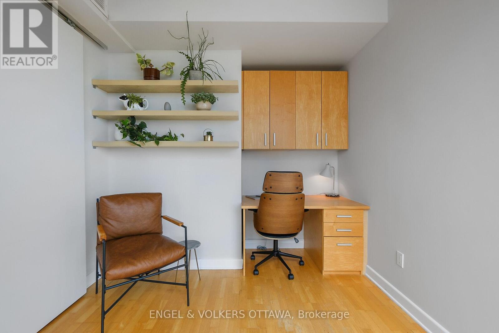 1304 - 180 York Street, Ottawa, Ontario  K1N 1J6 - Photo 16 - X12250939