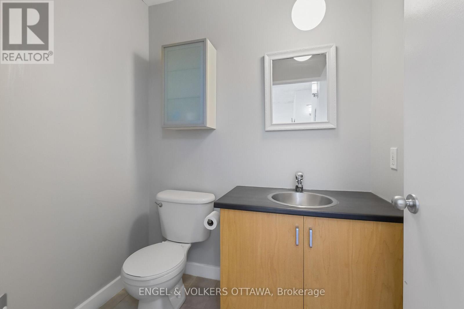 1304 - 180 York Street, Ottawa, Ontario  K1N 1J6 - Photo 22 - X12250939