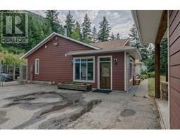 6960 Brewer Road, coldstream, British Columbia