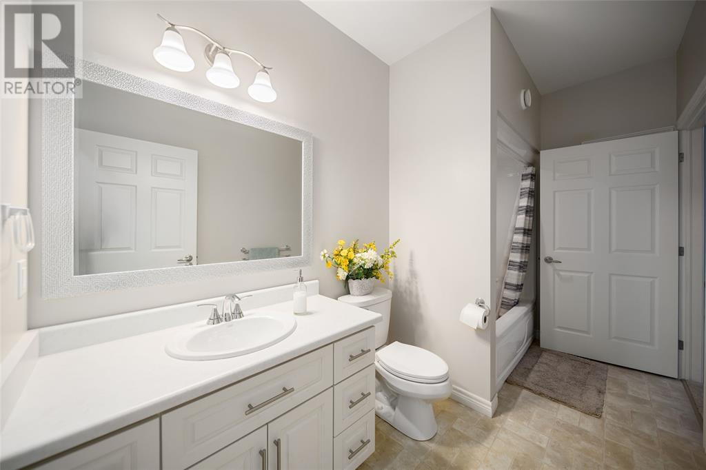 5969 Townsend Line Unit# 1, Lambton Shores, Ontario  N0N 1J0 - Photo 12 - 25015253