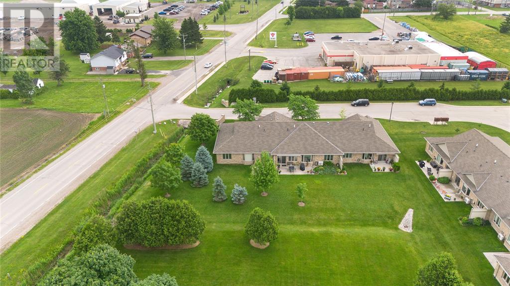 5969 Townsend Line Unit# 1, Lambton Shores, Ontario  N0N 1J0 - Photo 36 - 25015253