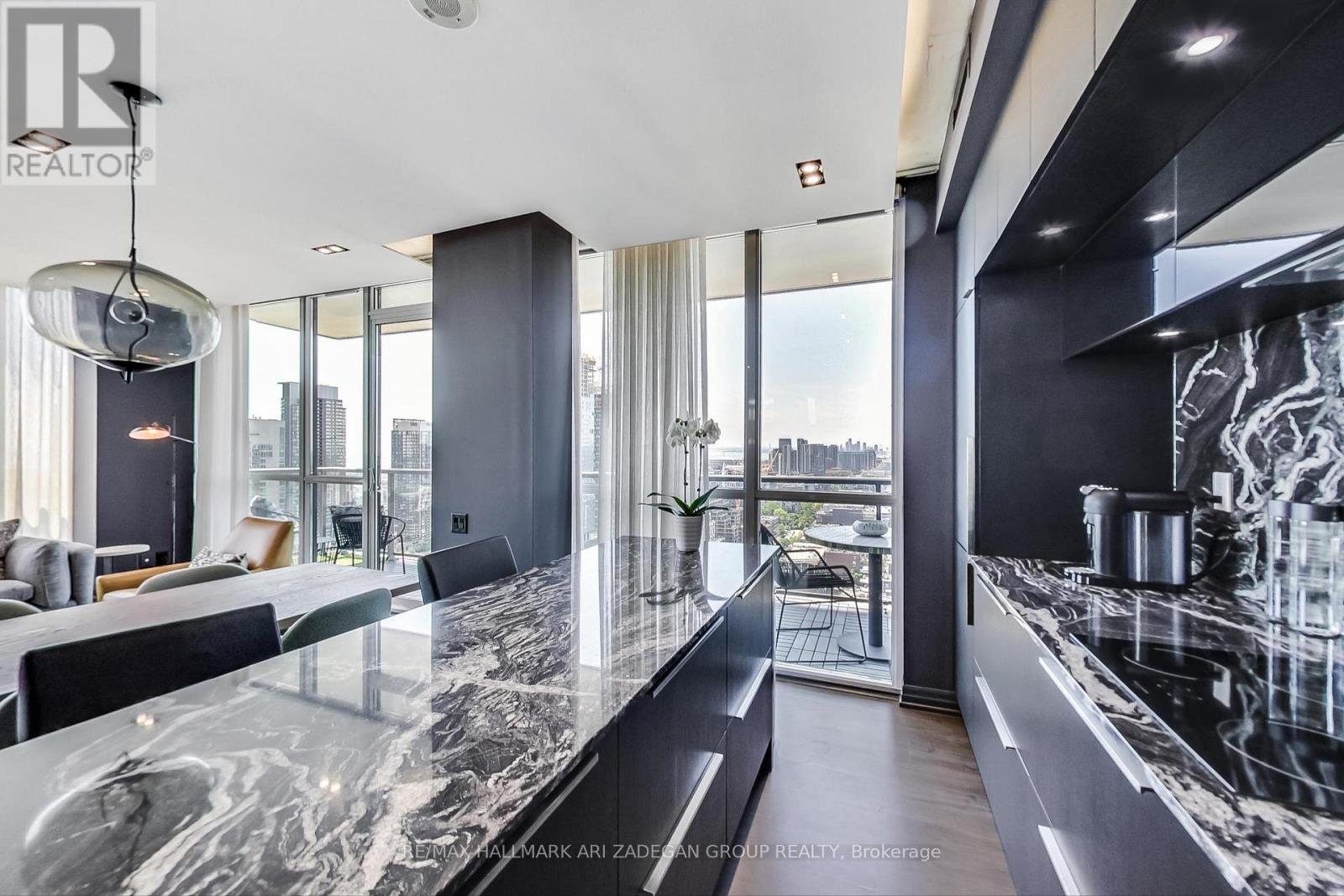 3108 - 88 Blue Jays Way, Toronto (Waterfront Communities), Ontario  M5V 0L7 - Photo 9 - C12250889