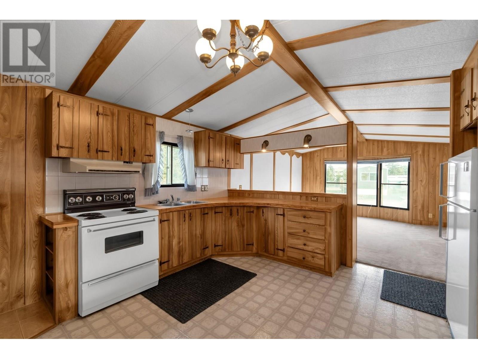 2776 Clapperton Avenue Unit# 105, Merritt, British Columbia V0K 1B0 - Photo 2 - 10353970