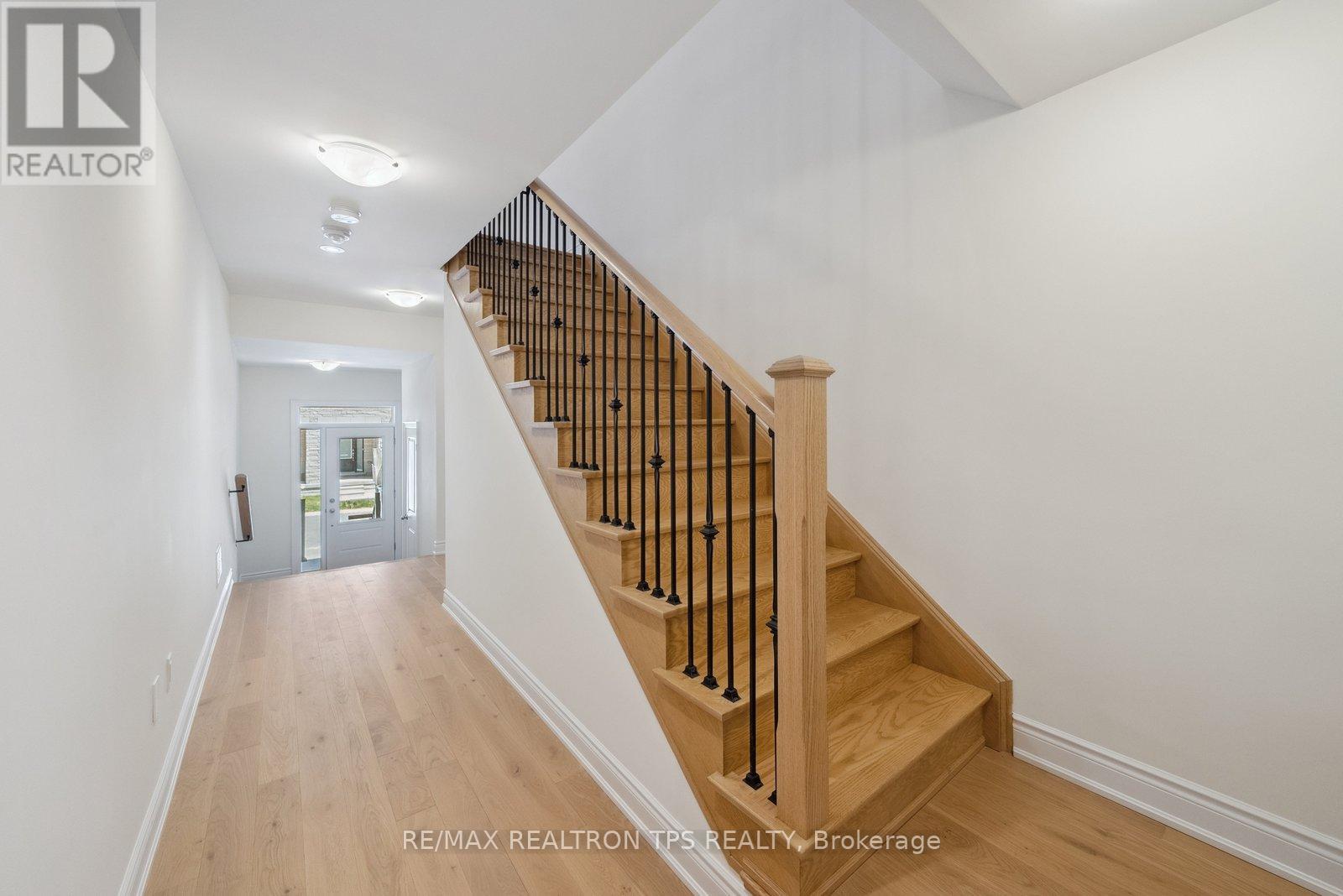 Property at 12 GRIFFITH STREET image 4