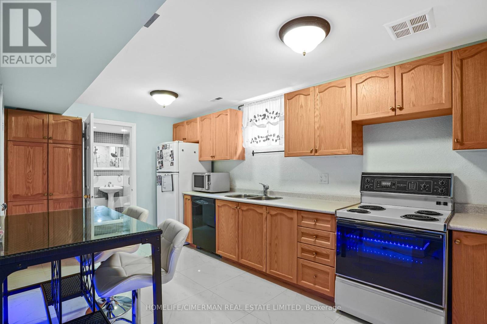 40 Queenston Crescent, Vaughan, Ontario  L4L 4A2 - Photo 46 - N12250895