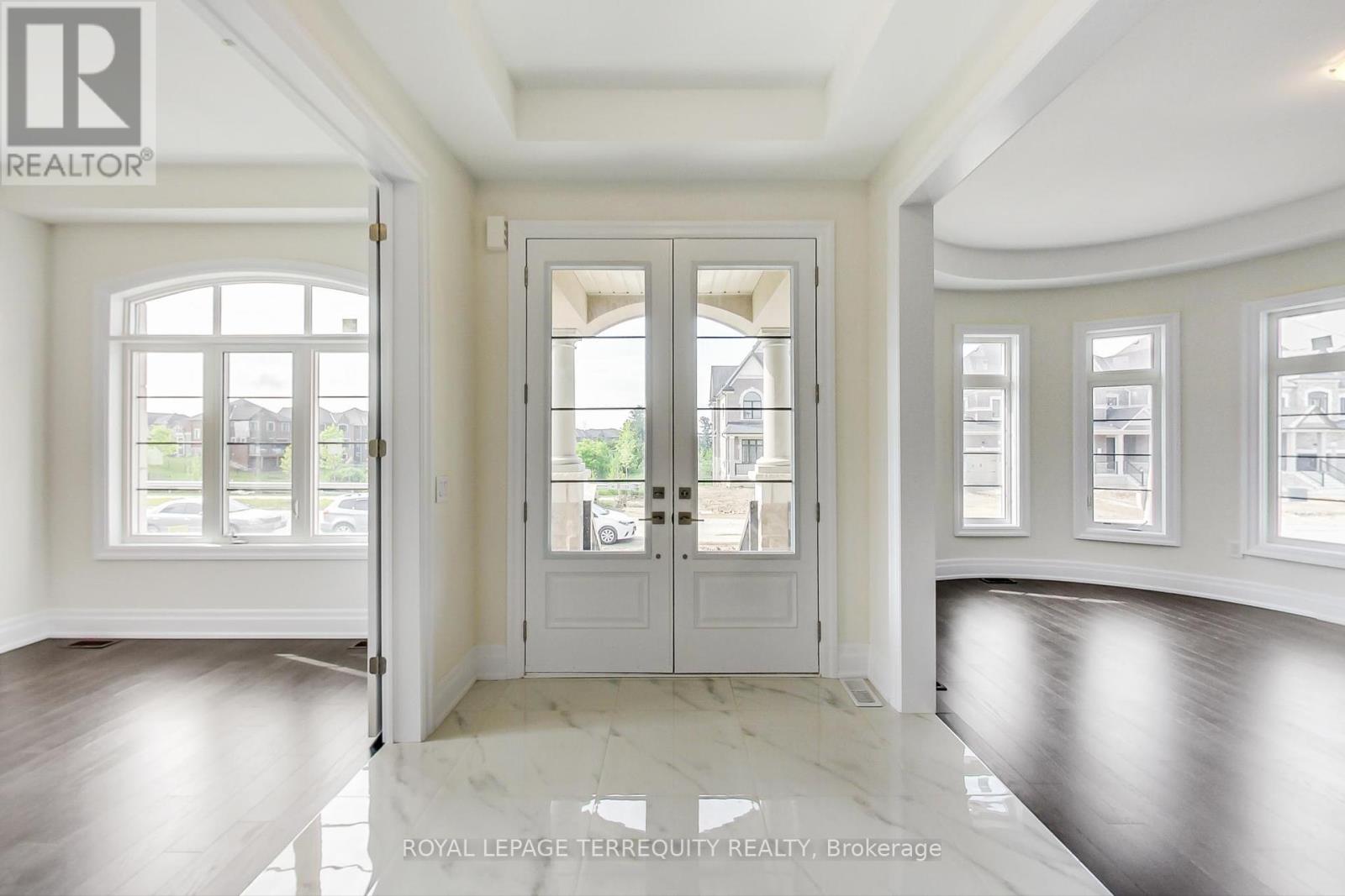 Property at 184 MCMICHAEL AVENUE image 3