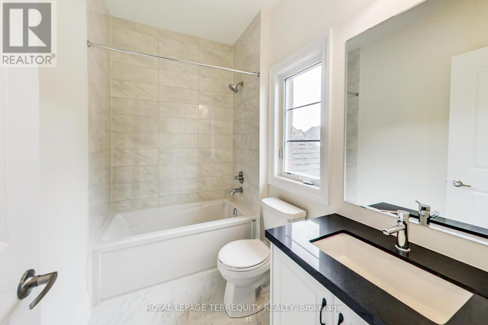 184 Mcmichael Avenue, Vaughan, Ontario  L4H 4V9 - Photo 34 - N12250896